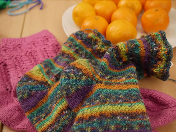 Interessierte sind bei der Handarbeitsgruppe jederzeit willkommen – auch ohne Vorkenntnisse. Foto: QM Mariannenplatz