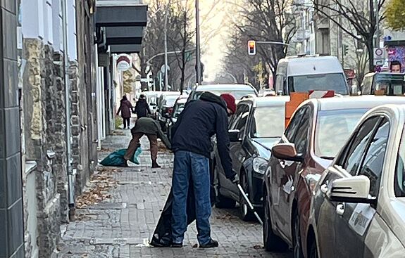 Beim Aufräumen in der Silbersteinstraße kam einiges zusammen. (Bild: QM Glasower Straße)