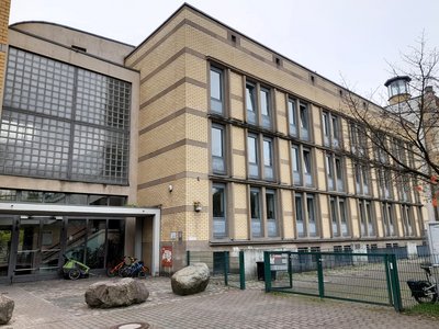 Außenansicht der Kita Lucy-Lameck-Straße. 