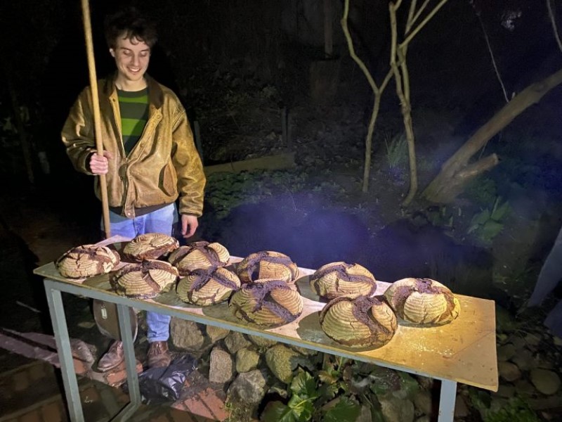 Begonnen hat das Dorfbacken mit einer Workshop-Reihe zum Brotbacken. (Bild: QM Rixdorf)