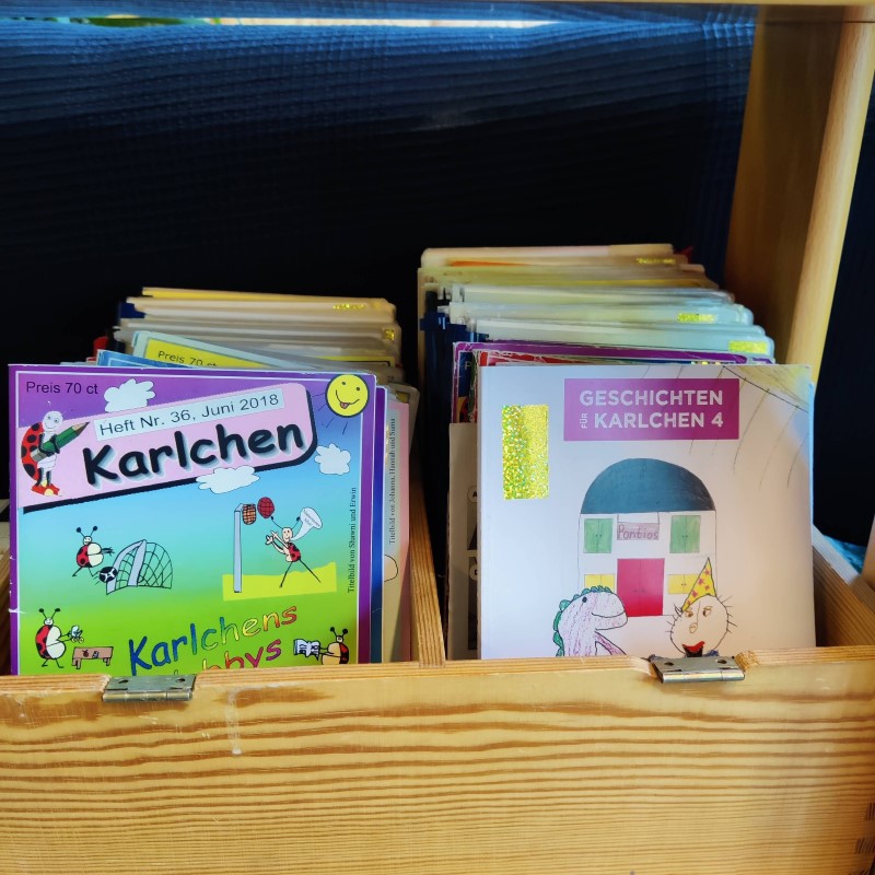 Die Schulbücherei hat inzwischen einen Bestand von rund 4.000 Büchern. (Bild: Birgit Leiß)