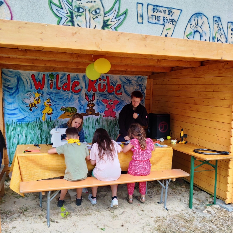Die „Wilde Rübe“ bietet Kindern einen Ort zum Spielen und Lernen. (Bild: Birgit Leiß)