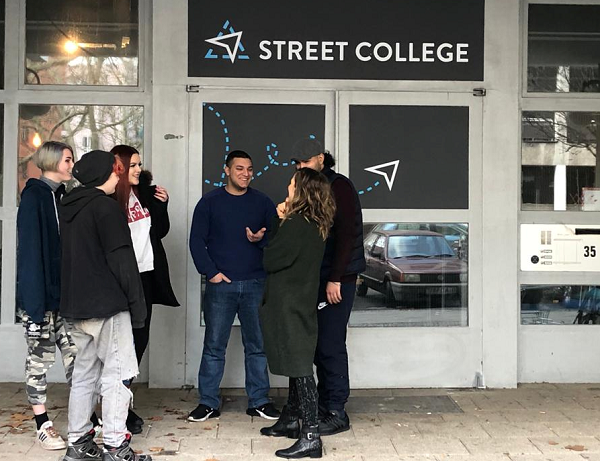 Das Street College in der Graefestraße hilft Jugendlichen dabei, ihr Potenzial zu entfalten. Bild: Olad Aden