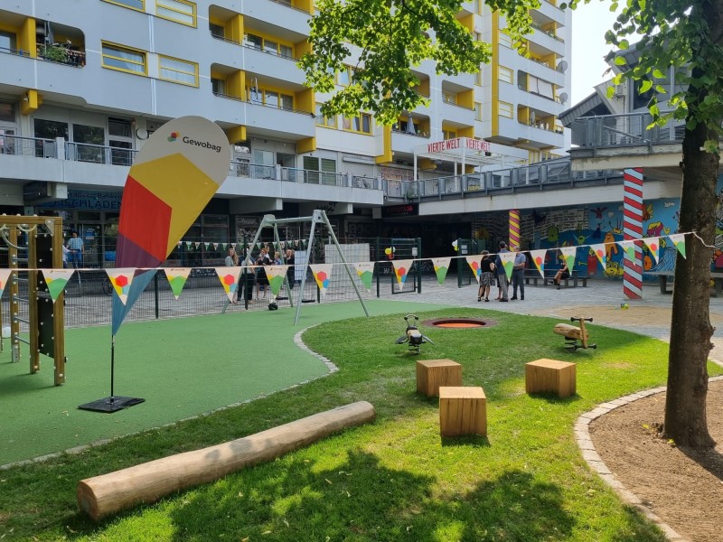 Der neugestaltete Spielplatz im Herzen des Zentrums wurde feierlich eingeweiht. (Bild: QM Zentrum Kreuzberg)