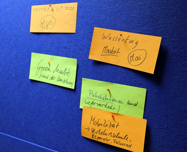 Notizzettel mit Ideen auf der Pinnwand. Bild: Kerstin Heinze / GB