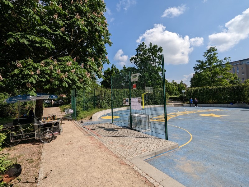 Am 25. Mai 2023 fand der Sport- und Spielenachmittag für Kinder und Jugendliche auf dem Kiezkreisel des Kosmosviertel statt. (Bild: Joachim Schmidt)